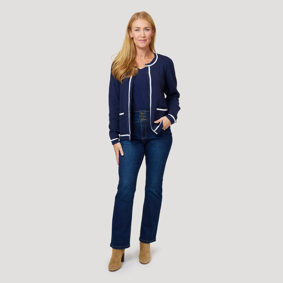Mörkblå cardigan till jeans