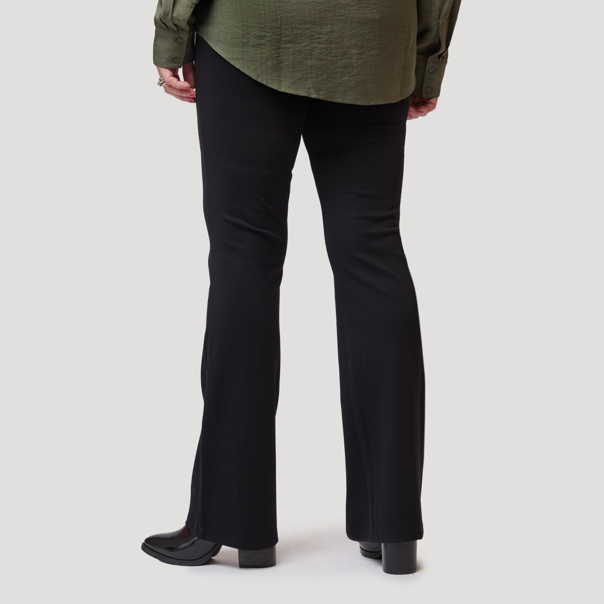 Jenna bootcut-kuminauha - Musta