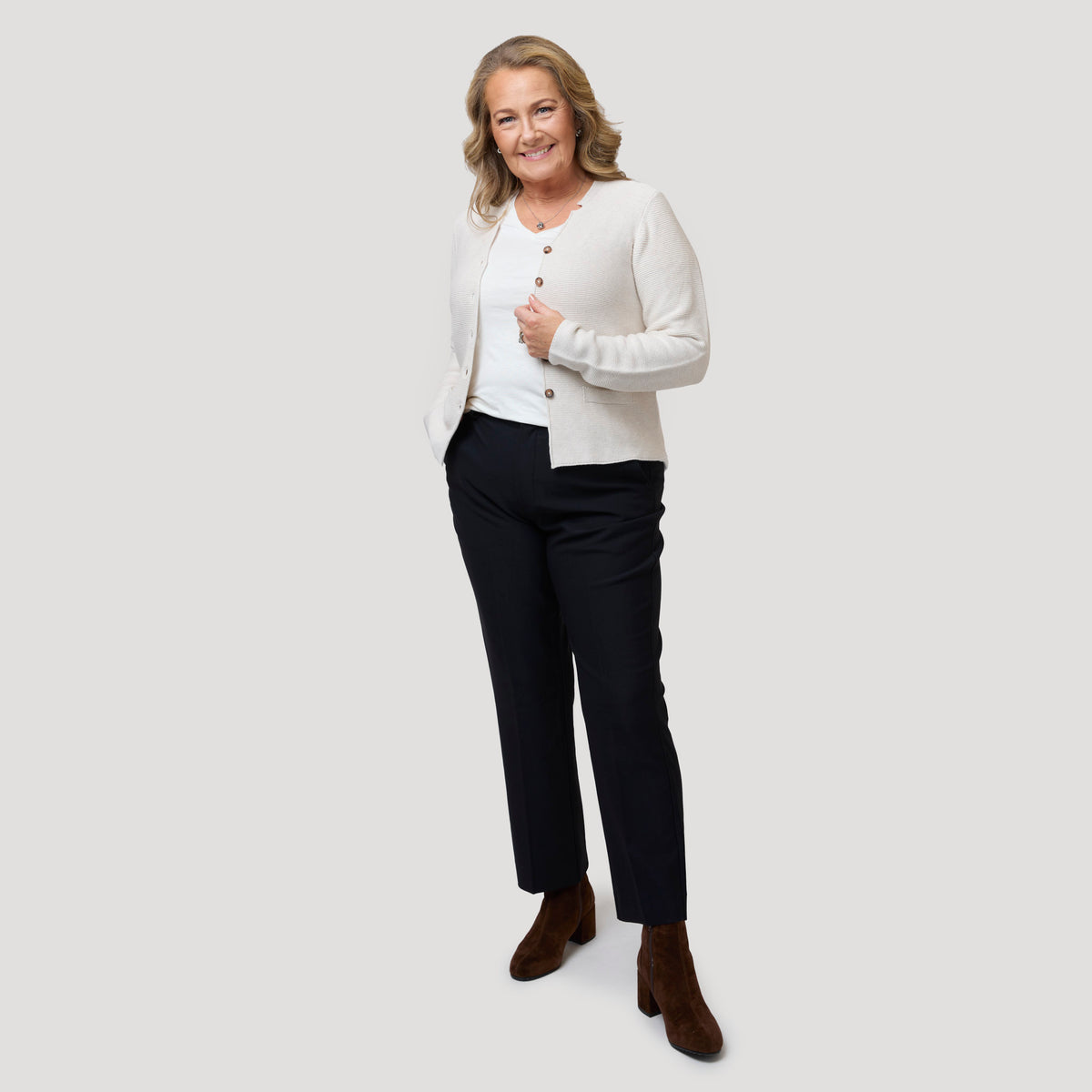 Jolie t-paita - luonnonvalkoinen